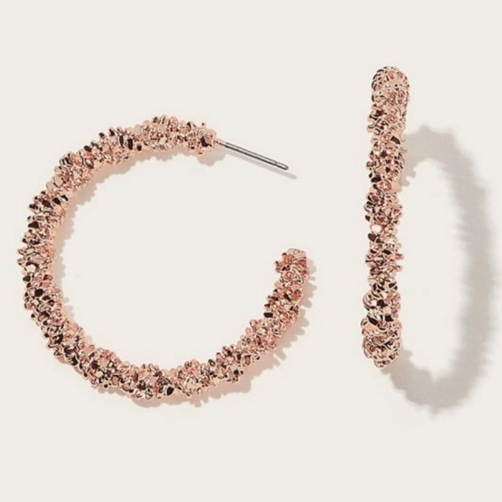 XIllyriaxx Rose Gold Hoop Earrings - Picture 3 of 3